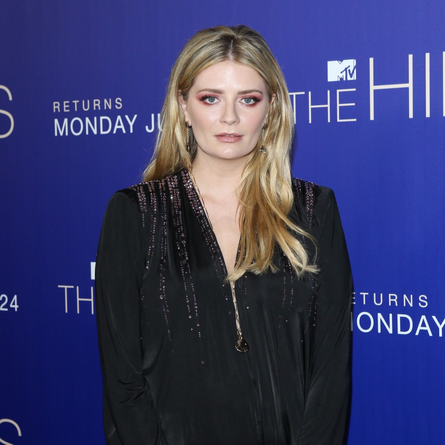 Who Is Mischa Barton Husband? Dating History With Ben Mckenzie - THE